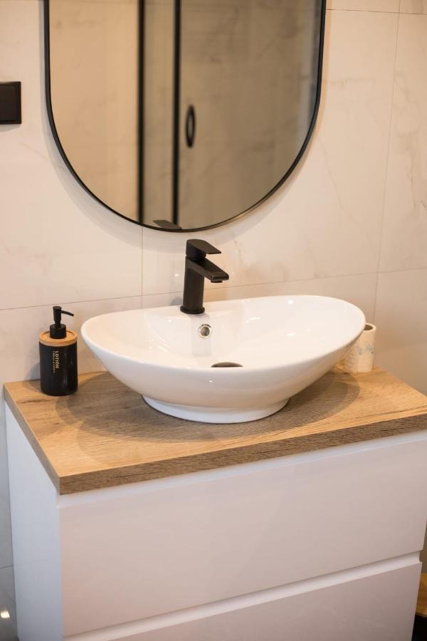Apartament Mietowy Rumianek Lwowek Exteriör bild