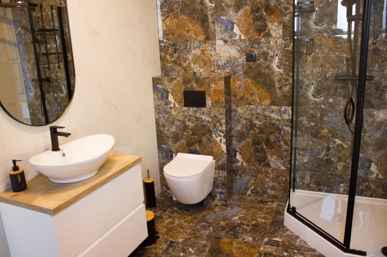 Apartament Mietowy Rumianek Lwowek Exteriör bild